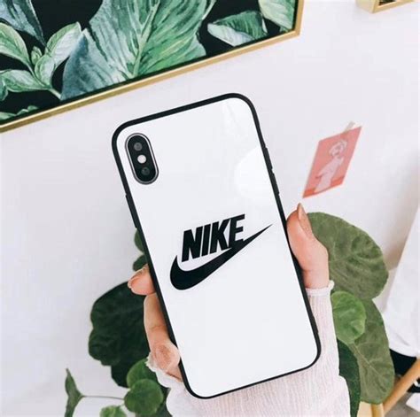 Telefoonhoesjes. Nike BE